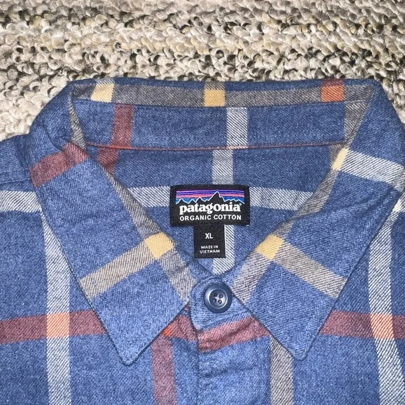 Patagonia Men’s Long Sleeved Organic Cotton Mid weight Fjord Flannel - Picture 4 of 5
